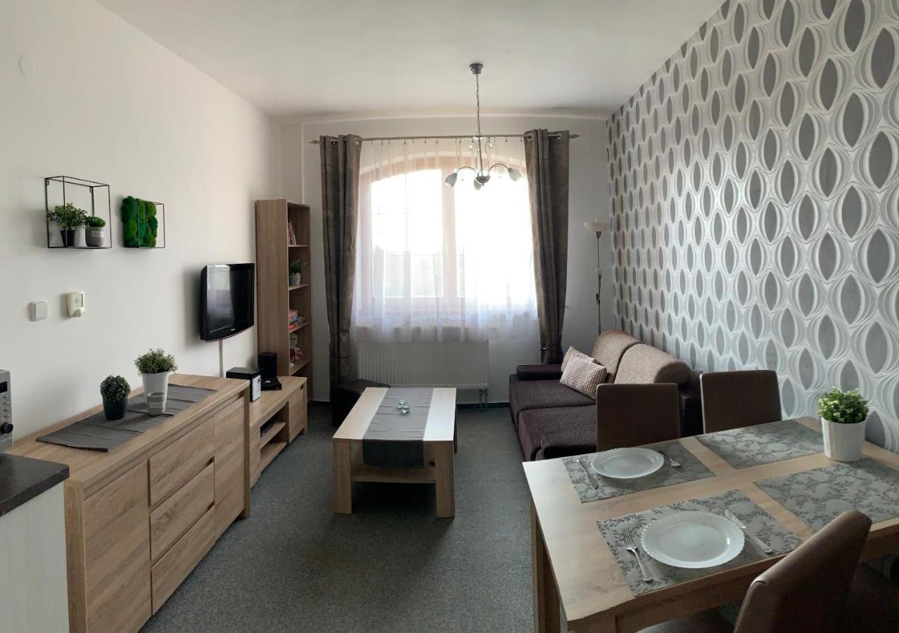 Cosy Apartment In An Excellent Location Велка Ломница Екстериор снимка